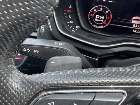 Audi A4 2.0 TDI Black Edition S Tronic quattro Euro 6 (s/s) 4dr 44