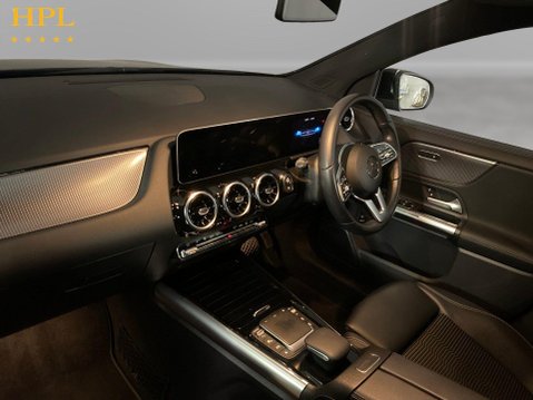 Mercedes-Benz GLA 1.3 GLA200 Sport (Executive) SUV 5dr Petrol 7G-DCT Euro 6 (s/s) (163 ps) C 14