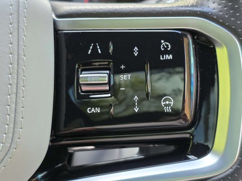 Land Rover Range Rover Evoque 2.0 Range Rover Evoque Autobiography D MHEV Auto 4WD 5dr 50