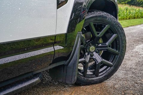 Land Rover Defender 3.0D S Urban WideTrack 6