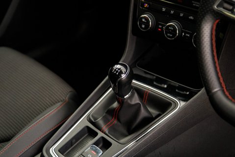 SEAT Leon TSI FR TECHNOLOGY 35
