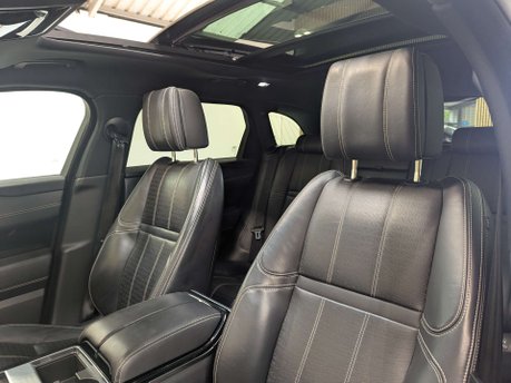 Land Rover Range Rover Velar 3.0 Range Rover Velar R-Dynamic HSE D300 Auto 4WD 5dr 37