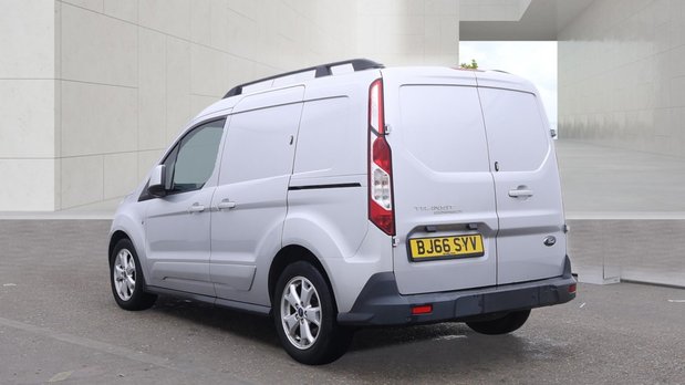 Ford Transit Connect AUTO SWB L1H1 Low Roof Limited Air Con Alloys Sensors EURO 6 NO VAT 6