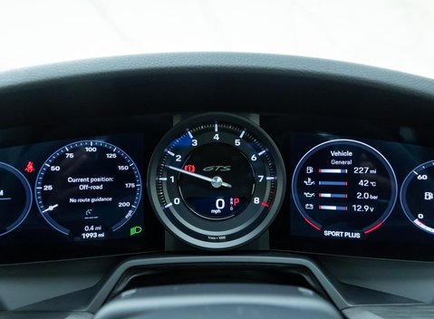 Porsche 911 Carrera GTS (992) 15