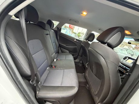 Hyundai TUCSON GDI SE NAV BLUE DRIVE 15