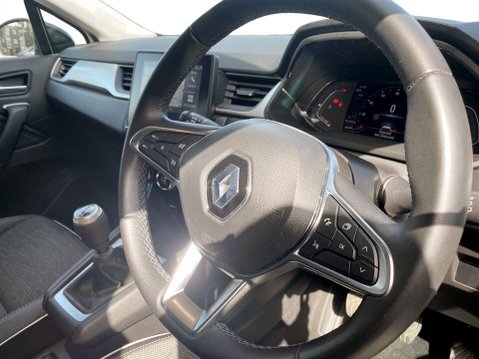 Renault Captur 1.0 TCe techno SUV 5dr Petrol Manual Euro 6 (s/s) (90 ps) 18