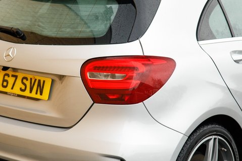 Mercedes-Benz A Class A 180 D AMG LINE 9