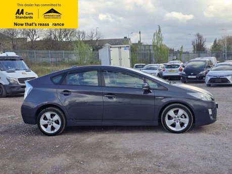 Toyota Prius 1.8 VVT-h T Spirit Hatchback 5dr Petrol Hybrid CVT Euro 5 (s/s) (136 ps) 13