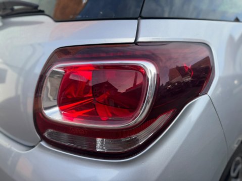 Citroen DS3 1.6 VTi DStyle Plus Euro 5 3dr 27