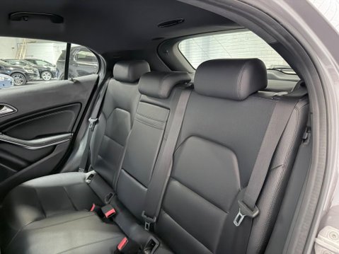 Mercedes-Benz GLA 2.1 GLA220 CDI SE 7G-DCT 4MATIC Euro 6 (s/s) 5dr 19