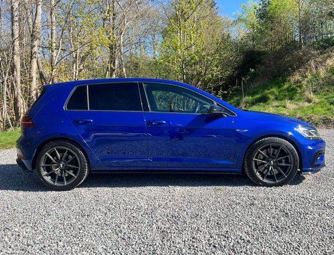 Volkswagen Golf 2.0 Golf R TSi 4Motion Semi-Auto 4WD 5dr 3