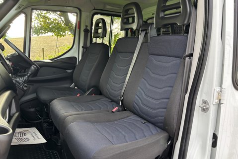 Iveco Daily 70C18D Crew Cab Dropside with Tail Lift - Air Con - Low Miles 3