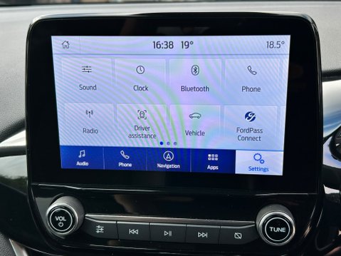 Ford Fiesta TITANIUM X MHEV 35