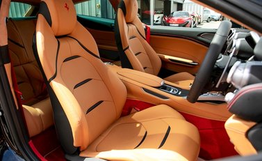 Ferrari GTC4 Lusso 19