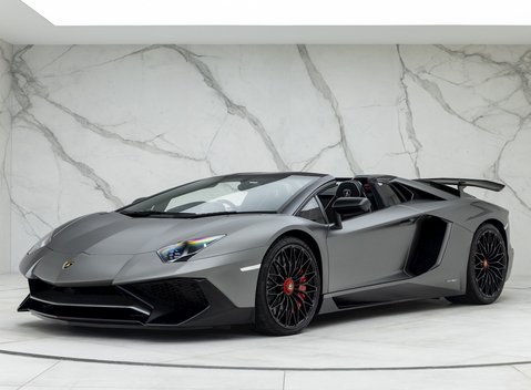Lamborghini Aventador SV LP 750-4 Roadster 7