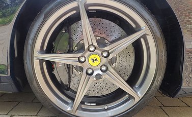 Ferrari 458 Italia 2