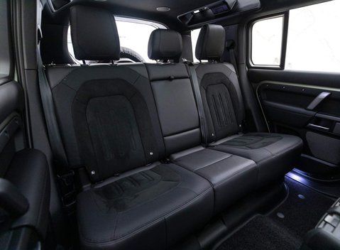 Land Rover Defender V8 9