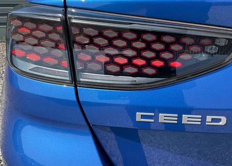 Kia Ceed 1.5T GDi ISG GT-Line 16