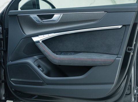 Audi RS6 AVANT PERFORMANCE CARBON VORSPRUNG 28