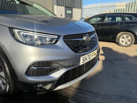 Vauxhall Grandland X 1.2 Turbo SRi Nav Auto Euro 6 (s/s) 5dr 34