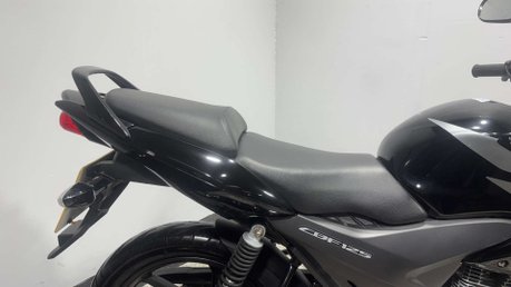 Honda CBF125 CBF125 2012 ONLY 5K MOT SERVICED ICONIC LEARNER BIKE 125CC 45