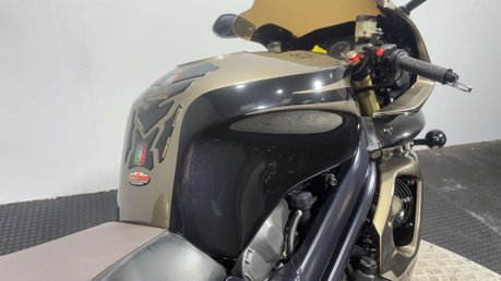 Aprilia SL1000 Falco 2004 ONLY 22K RUNS AND RIDES GREAT NEW MOT 1000CC V TWIN TOURER BIKE 7