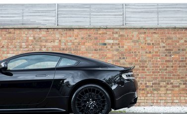 Aston Martin V12 Vantage S 20