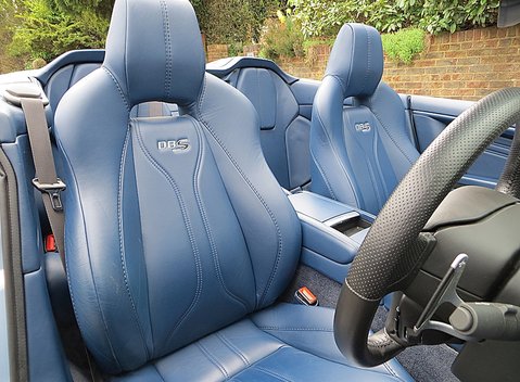 Aston Martin DBS Volante 9