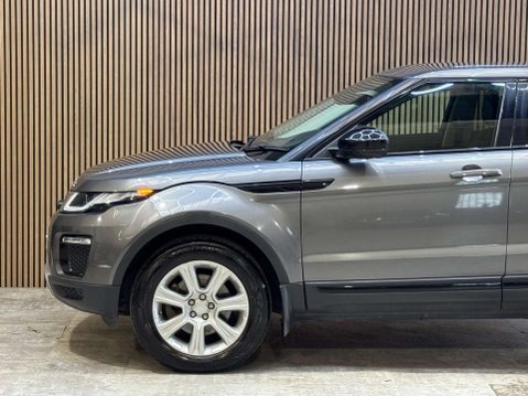 Land Rover Range Rover Evoque 2.0 Range Rover Evoque SE Tech TD4 4WD 5dr 33