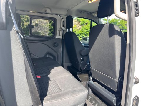 Ford Transit Custom 2.0 300 EcoBlue Limited Crew Van L2 H1 Euro 6 (s/s) 5dr 29