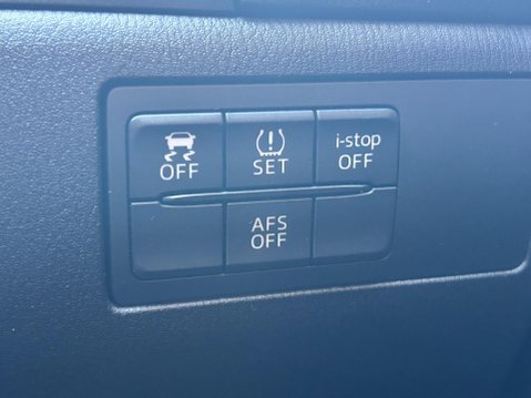 Mazda 3 D SPORT NAV 17