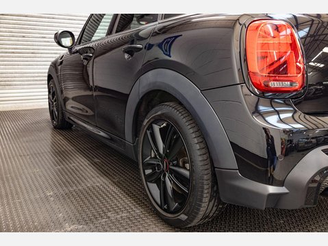 Mini Hatch 1.5 Cooper Sport Steptronic Euro 6 (s/s) 5dr 73
