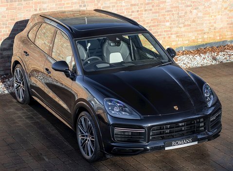 Porsche Cayenne Turbo 6