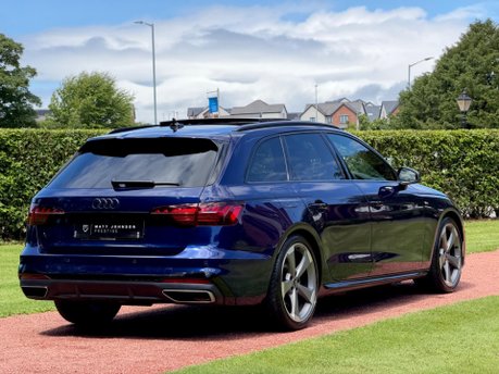Audi A4 AVANT TFSI S LINE BLACK EDITION MHEV 24