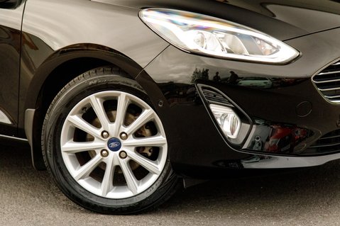 Ford Fiesta TITANIUM X 11