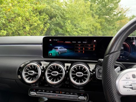 Mercedes-Benz A Class 1.5 A180d AMG Line (Premium Plus 2) 7G-DCT Euro 6 (s/s) 5dr 32