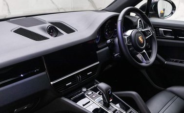 Porsche Cayenne V6 TIPTRONIC 12