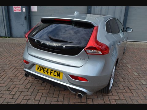 Volvo V40 1.6 T3 R-Design Nav Euro 5 (s/s) 5dr 16