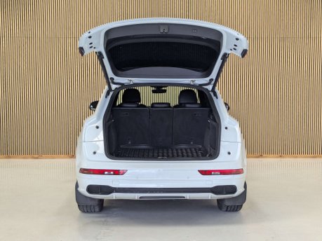 Audi SQ5 3.0 SQ5 TDI Quattro Auto 4WD 5dr 25