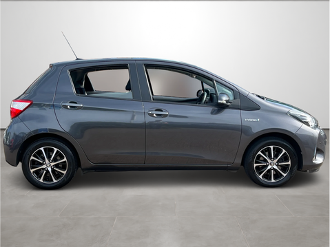 Toyota Yaris 1.5 Hybrid Icon Tech 5dr CVT 10