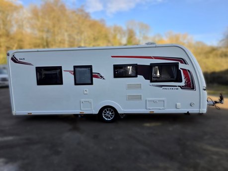 Coachman Pastiche 545 4