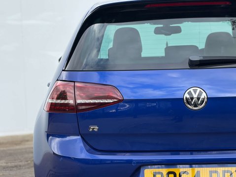 Volkswagen Golf 2.0 Golf R DSG 4WD 5dr 54