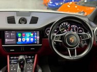 Porsche Cayenne 3.0 V6 E-Hybrid 14.1kWh SUV 5dr Petrol Plug-in Hybrid TiptronicS 4WD Euro 6 30