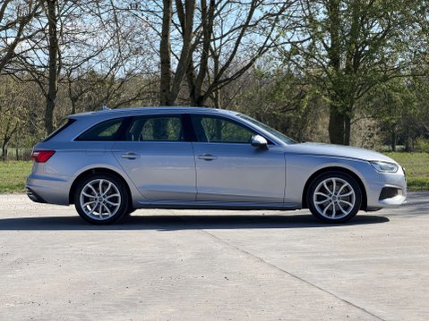 Audi A4 2.0 A4 Sport 30 TDI Semi-Auto 5dr 8