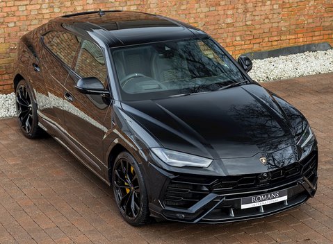 Lamborghini Urus 8