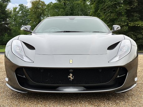 Ferrari 812 Superfast 2