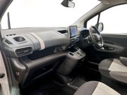 Citroen Berlingo 50kWh Flair XTR M MPV 5dr Electric Auto (7.4kW Charger) (136 ps) Sat Nav 15