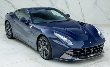 Ferrari F12 Berlinetta 8