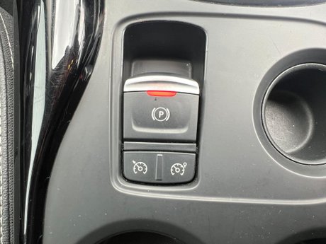 Renault Kadjar 1.3 TCe Dynamique S Nav Euro 6 (s/s) 5dr 33