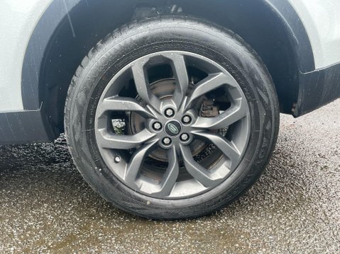 Land Rover Discovery Sport 2.0 TD4 Landmark Auto 4WD Euro 6 (s/s) 5dr 10